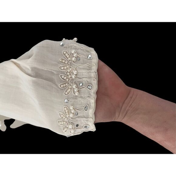 Anne Carson - Picture 15 of 16